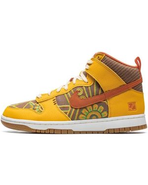 Nike Dunk High "Somos Familia" Shoes - Yellow
