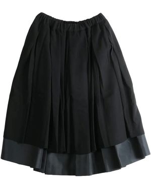 Comme des Garçons Layered Hem Skirt Gr S002 051" - Black