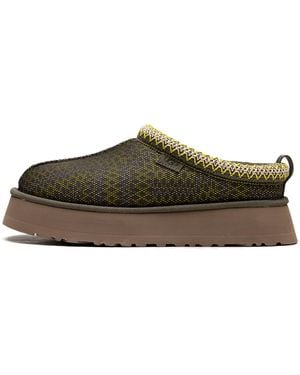 UGG Tazz Maxi Tasman Slipper "Burnt" 1140430 Btol" - Black