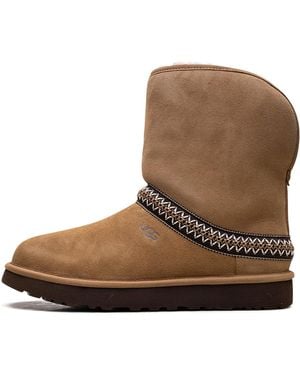 UGG Classic Short Crescent Boot "Chestnut" 1161770 Che" - Black