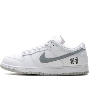 Nike Sb Dunk Low "Supreme - Black