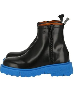 Off-White c/o Virgil Abloh Leather Sponge Zip Boot Omid004F22Lea0011045" - Black