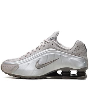 Nike Shox R4 "Cave Stone" Hq1988 200" - Black