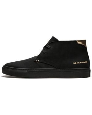 Clarks The Royale Chukka X Beastmode "Triple" Bmch430" - Black