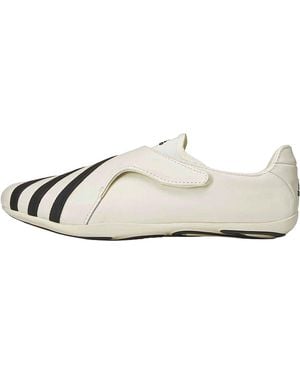 adidas Vario Flat Earther "Pharrell - Black