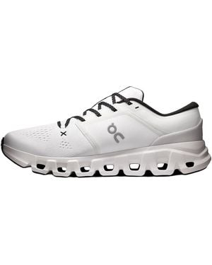 On Shoes Cloud X 5 3Mg30080462" - Black