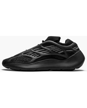 Yeezy 700 V3 "Alvah" - Black