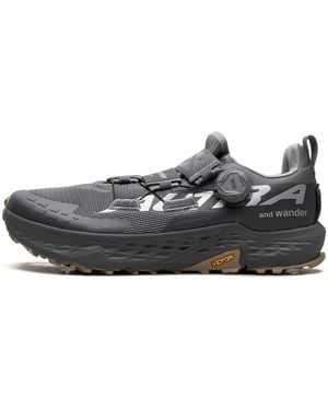 and wander Timp 5 Boa "Altra - Black
