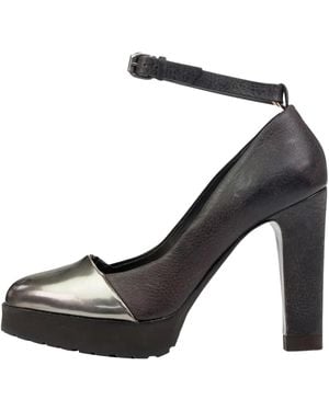 Brunello Cucinelli Ankle Strap Heels Brun704" - Black