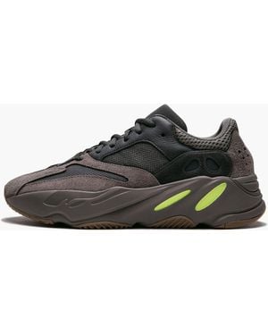 Yeezy Boost 700 - Black