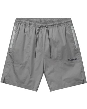 Undefeated Tech Shorts Iy0Ahhvu" - Black