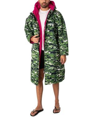 Regatta Waterproof Changing Robe - Green
