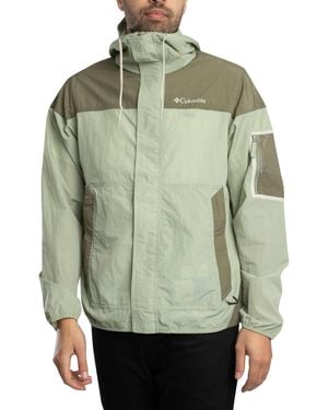 Columbia Challenger Ii Windbreaker Jacket - Green