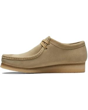 Clarks Wallabee Suede Chukka Boots - Natural