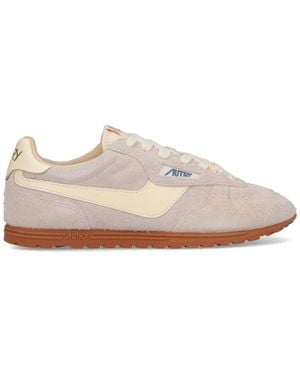 Autry Suede Trainer - White