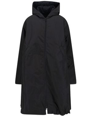Cape 'Middle Camelia' Coat - Black