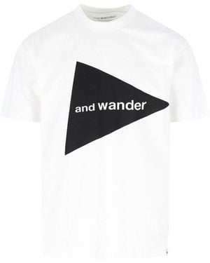 and wander Inspired Lightweight Everyday T-Shirt - Black