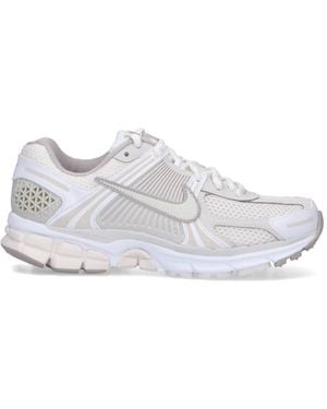 Nike "Zoom Vomero 5" Sneakers - White