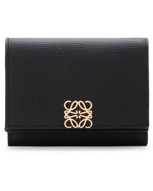 Loewe Portafoglio trifold anagram in pelle di vitello martellata - Nero