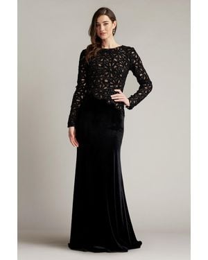 Tadashi Shoji Sinnott Chenille Embroidered Gown-Bk/Nd - Black
