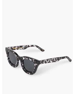 MOXLOX Baddie Leopard Sunglasses - White