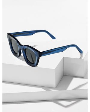 MOXLOX Baddie Sunglasses - White