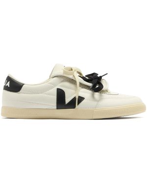 Veja X Magliano Trainer Panenka - White
