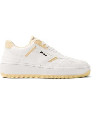 Moea Gen 1 Trainers - White