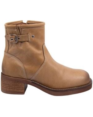 Pavement Panola Ankle Boot - Brown