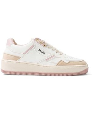 Moea Gen 1 Trainers - White