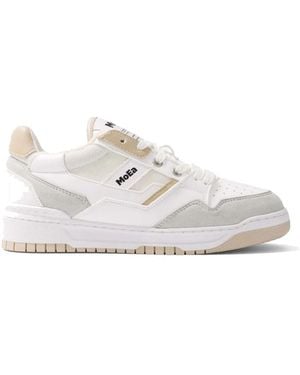 Moea Gen2 Trainers - White