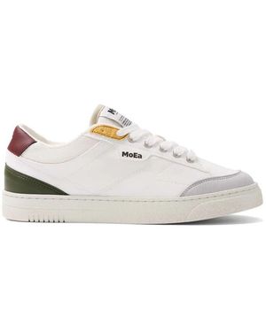 Moea Gen3 Trainers - White