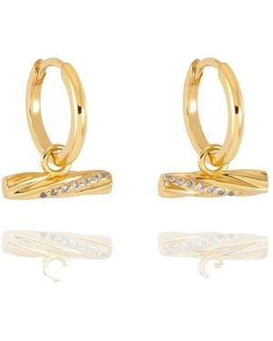 Rachel Jackson Twisted T Bar Huggie Hoop Earrings - Metallic
