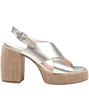 Agl Attilio Giusti Leombruni Leather Sandal - White