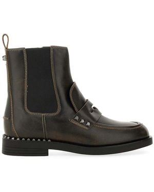 Ash Boot Wings Studs - Black