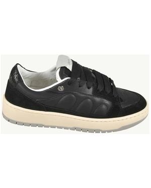 Santha Sneakers - Black