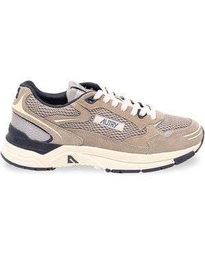 Autry 'Hyperway' Low Sneakers - White
