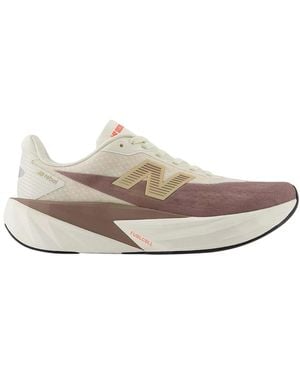 New Balance Trainers - White