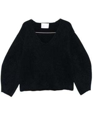 Soft Goat Cashmere V-Necked Sweater - Black