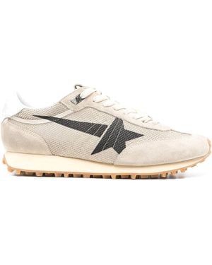 Golden Goose Trainers With Star - White