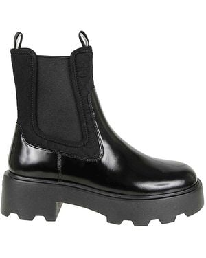 Tory Burch T Monogram Lug Chelsea Boot 65Mm - Black