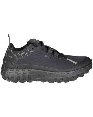 Norda Stealth Sneakers - Black