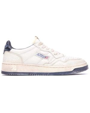 Autry Medialist Low Super Vintage Sneakers - White