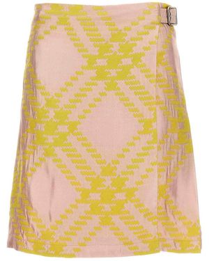 Burberry Stylish Mini Wrap Skirt With Adjustable Fastening - Yellow