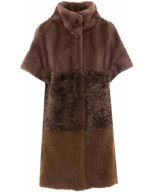 Bully Faux Fur Jacket With Frontal Button - Brown