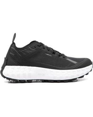 Norda 001 Sneakers - Black