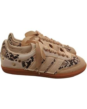 Nike Sneakers - Brown