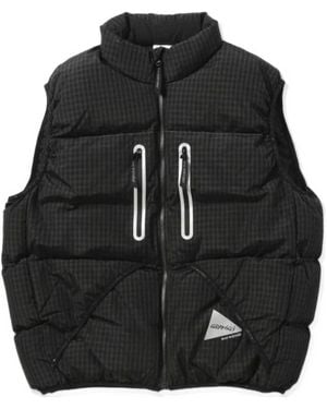 and wander Gadded Gingham-Pattern Gilet - Black