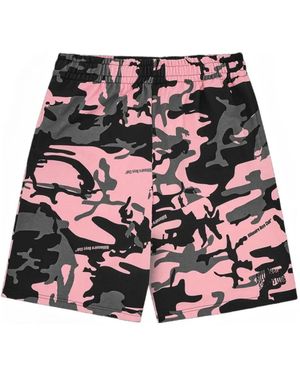 BBCICECREAM Camouflage-Print Cotton Shorts - Red