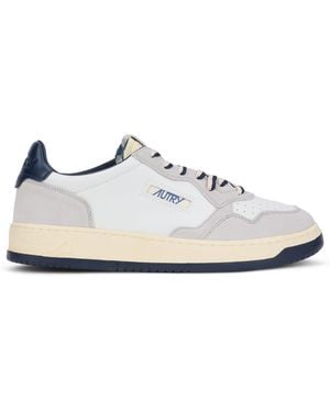 Autry Sneakers With A Comfortable Sole - White
